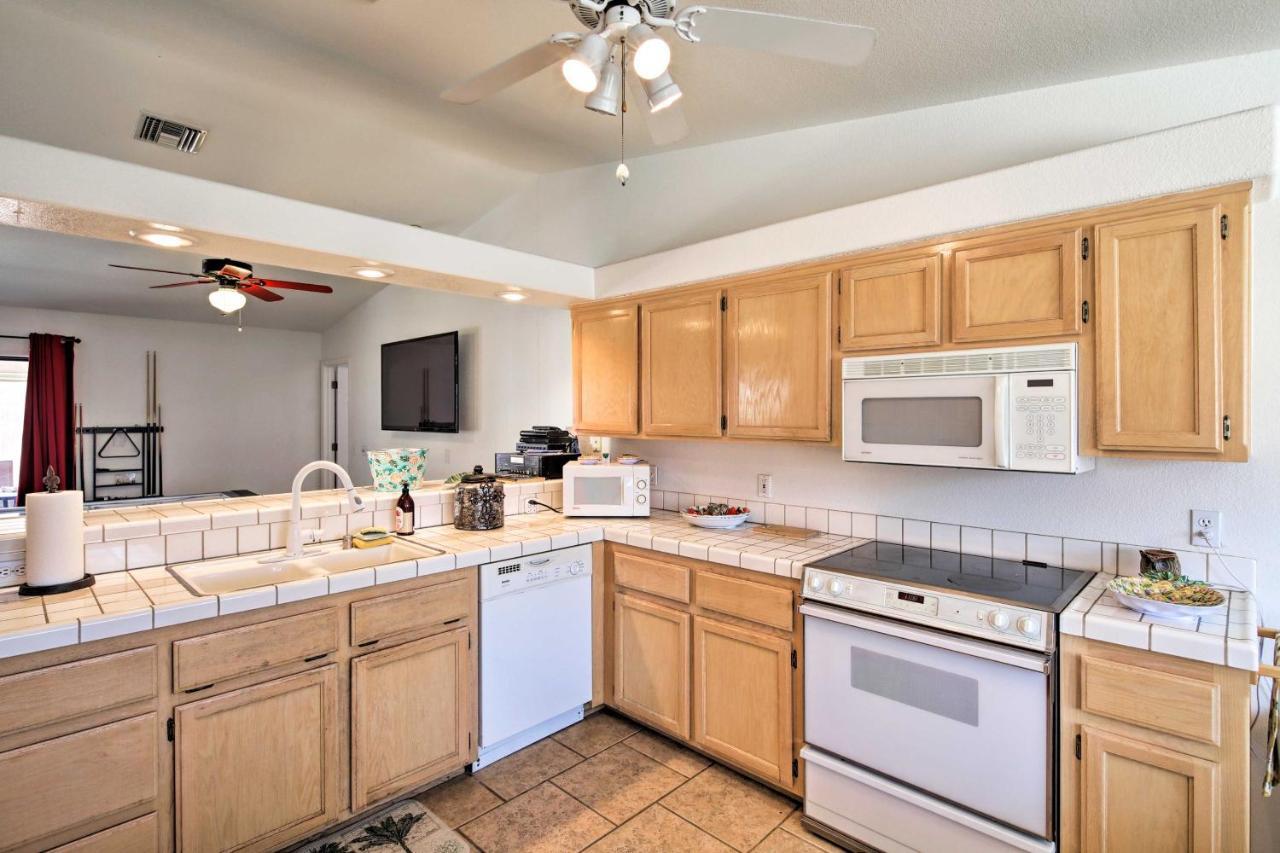 Lake Havasu Home With Rooftop Deck And Mountain Views! 레이크 하바슈 시티 외부 사진